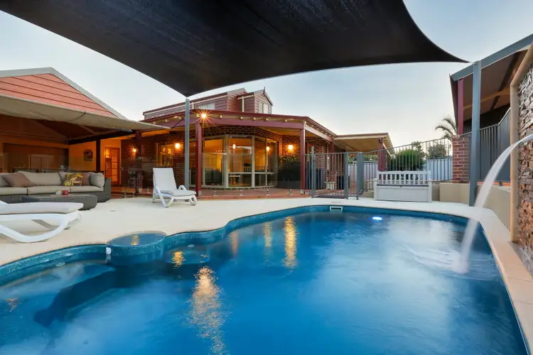 10 Invercauld Avenue, Bibra Lake WA 6163