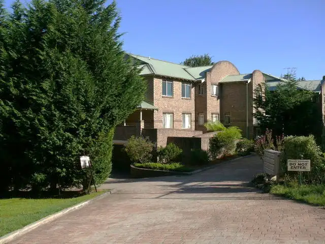 7/9 Page Avenue, Wentworth Falls NSW 2782