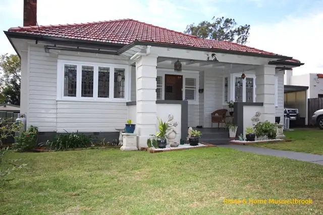 6 Cook Street, Muswellbrook NSW 2333