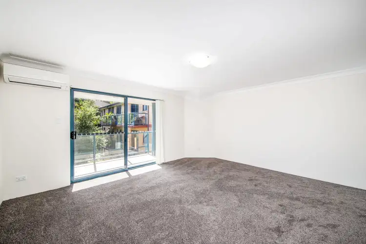 Second view of Homely house listing, 21/2-4 Francis Street, Dee Why NSW 2099
