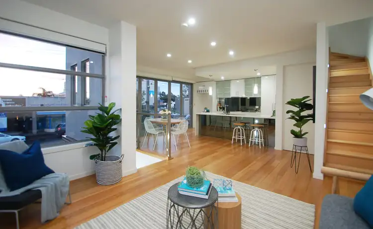 Fifth view of Homely townhouse listing, 1/182 Pascoe Vale Road, Moonee Ponds VIC 3039