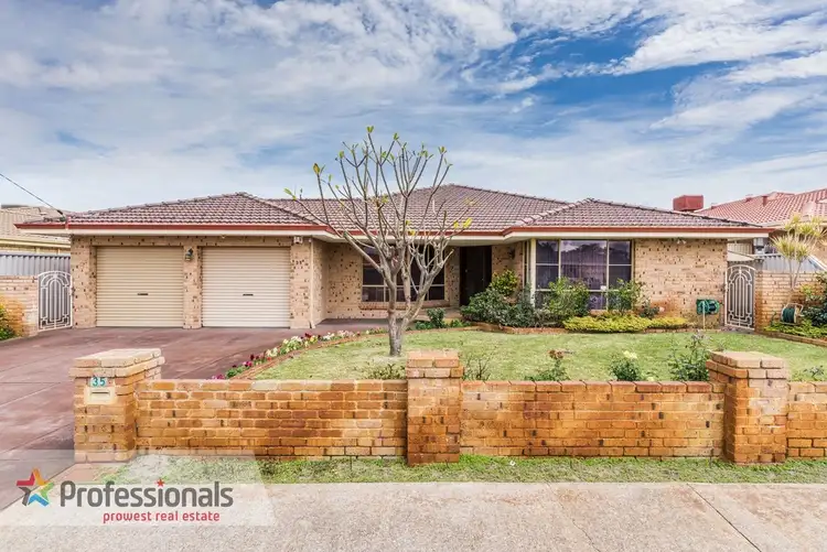 Second view of Homely house listing, 35 Golf Road, Parkwood WA 6147