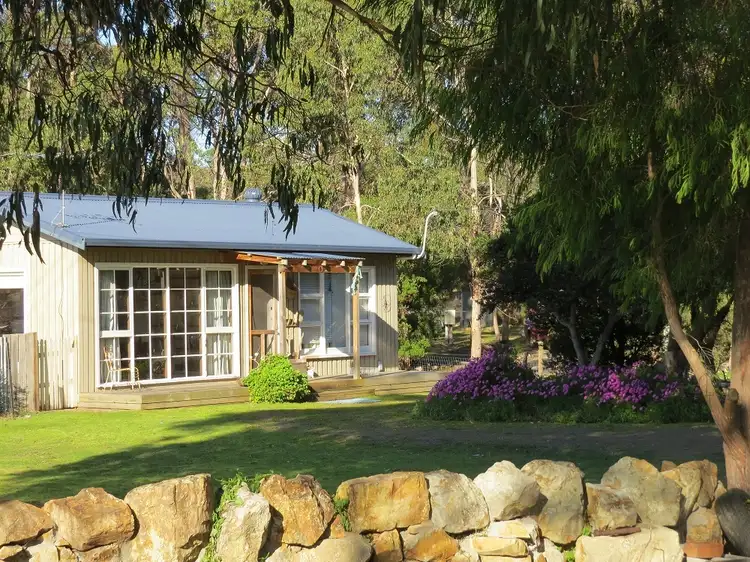 1855 Bruny Island Main Road Great Bay