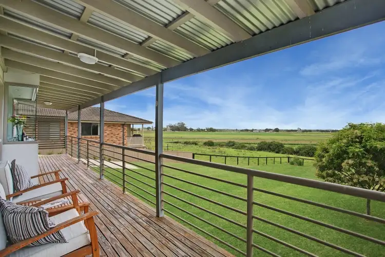 64 Morpeth Road, East Maitland NSW 2323