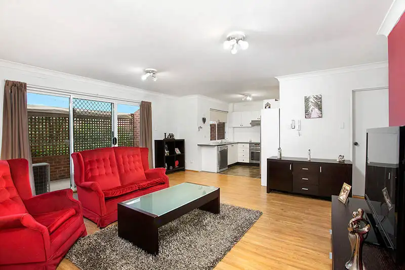 Main view of Homely unit listing, 4/1084-1090 Old Princes Highway, Engadine NSW 2233