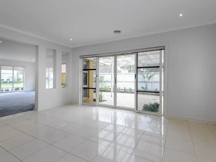 Fifth view of Homely house listing, 5 Pebble Beach Place, Heatherton VIC 3202