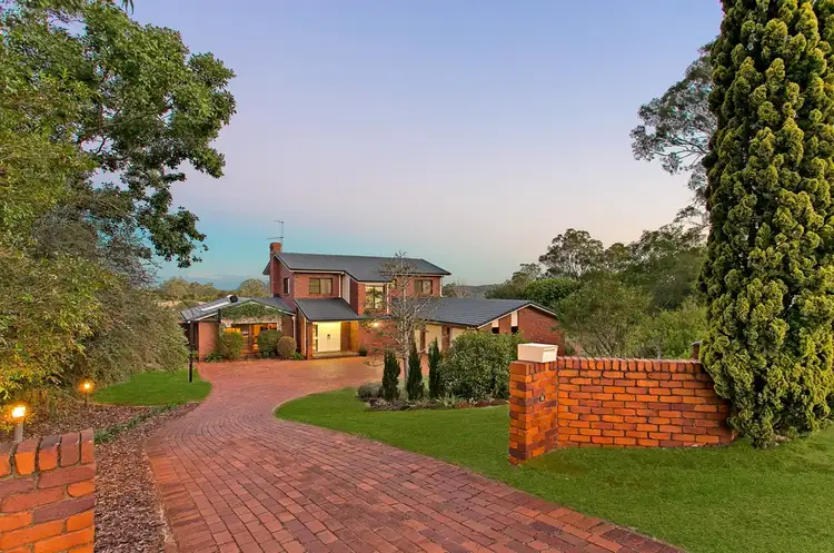 16 McStay Street, Middle Ridge QLD 4350