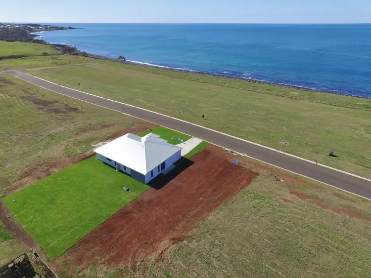 25 Sea Esplanade, Elliott Heads QLD 4670