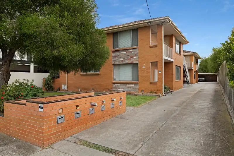 Main view of Homely apartment listing, 6/3 Ballater Street, Essendon VIC 3040