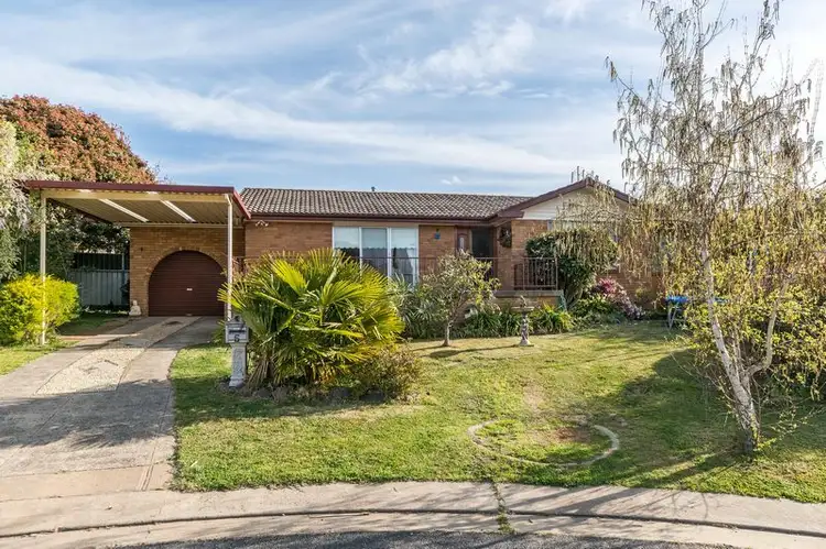 5 Goroka Place, Orange NSW 2800