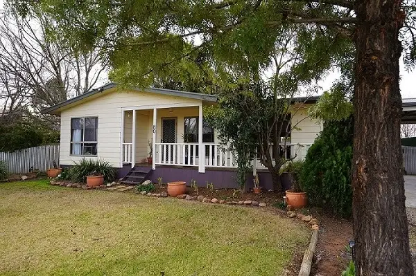 80 Leaver Street, Yenda NSW 2681