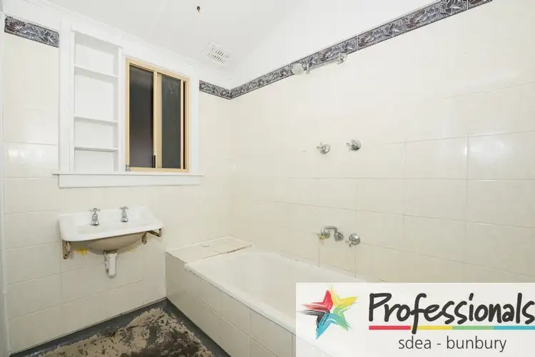 Seventh view of Homely house listing, 19 Mondak Place, Carey Park WA 6230