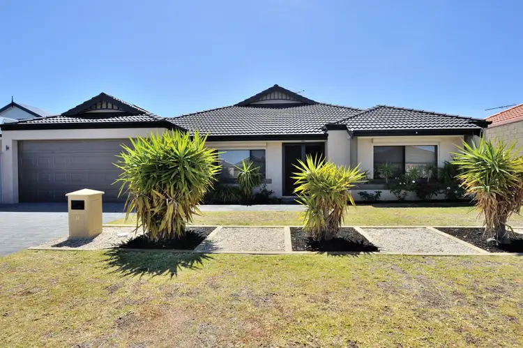 8 Vitesse Approach, Shoalwater WA 6169