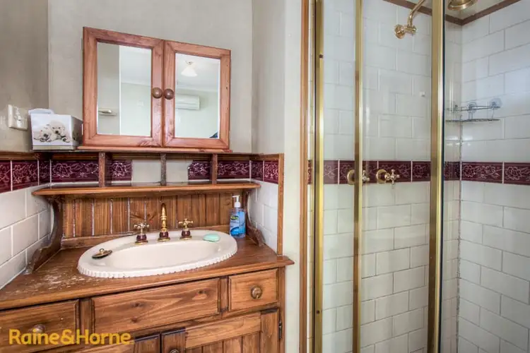 Sixth view of Homely house listing, 21 Flinders St, Sunbury VIC 3429