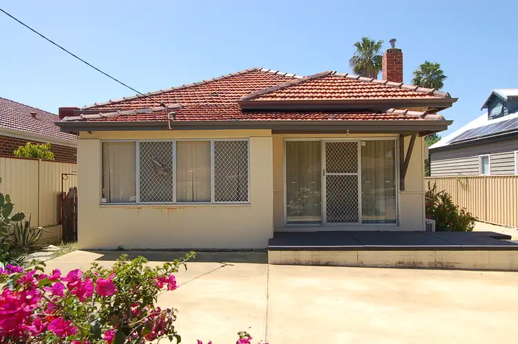 55 West Road, Bassendean WA 6054