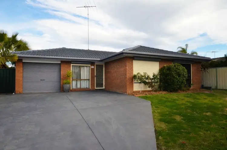 18 Alroy Crescent, Hassall Grove NSW 2761