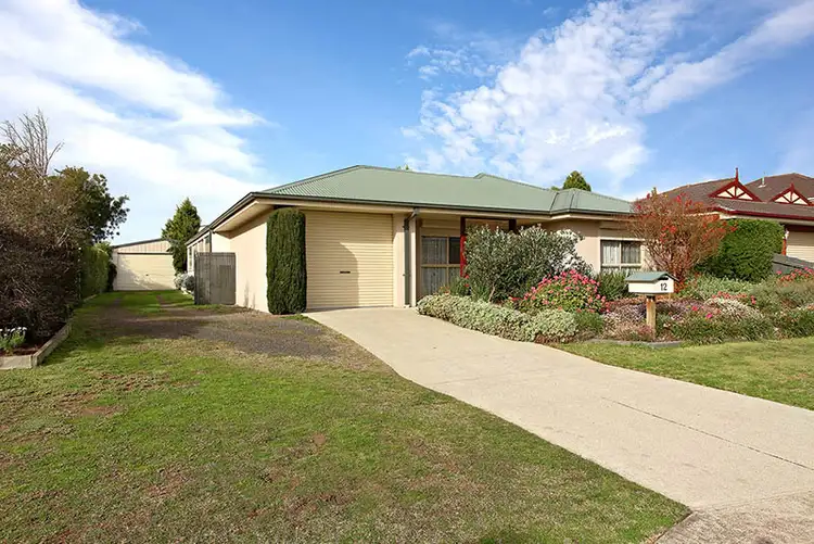 12 Cumberland Drive, Lara VIC 3212