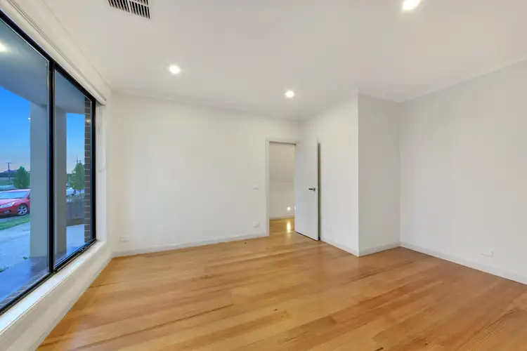 Fifth view of Homely house listing, 39 Admiration Drive, Craigieburn VIC 3064