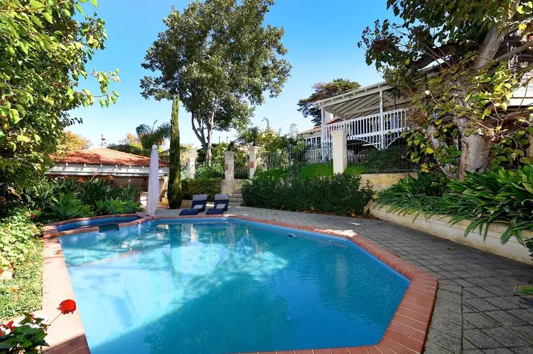 8 Parry Street, Claremont WA 6010