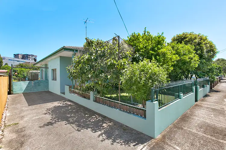 27 Baker Street, Kensington NSW 2033