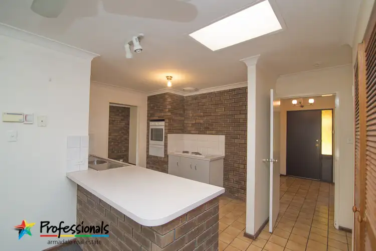 Sixth view of Homely house listing, 18 Boxworth Ct, Huntingdale WA 6110