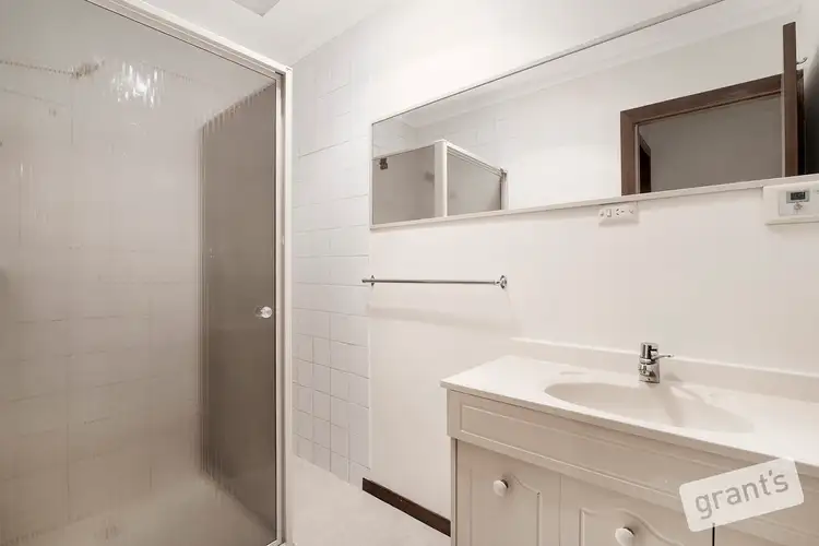 Fifth view of Homely unit listing, 5/492 Main Street, Mordialloc VIC 3195