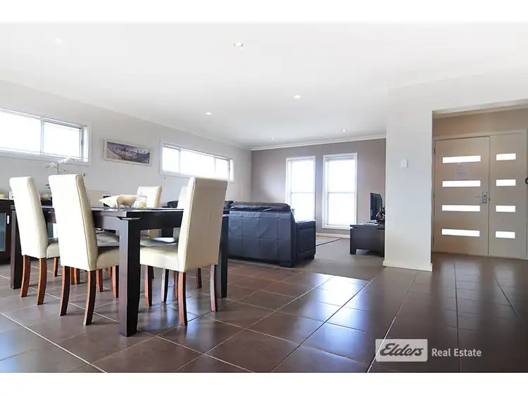 Third view of Homely villa listing, 5 38/40 Lord Syleham, Robe SA 5276