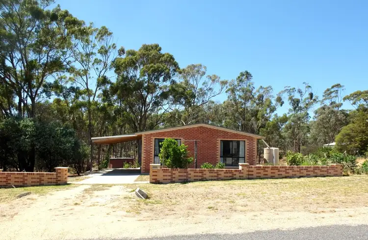 14a Mountain View Street, Avoca VIC 3467