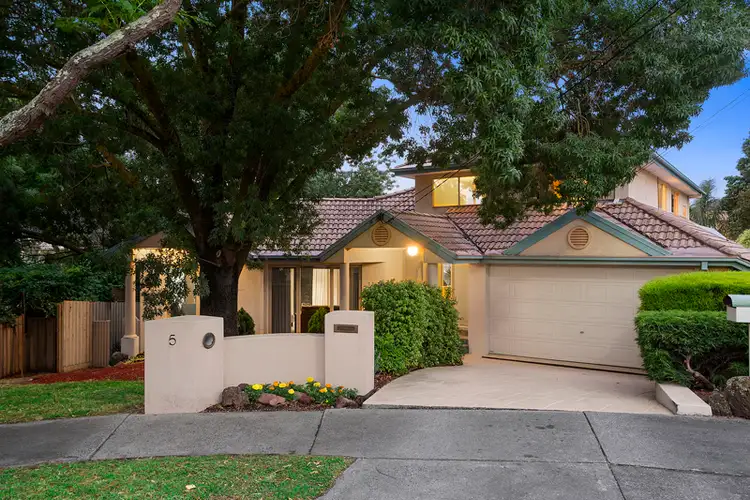 5 Castlereagh Court, Mount Waverley VIC 3149