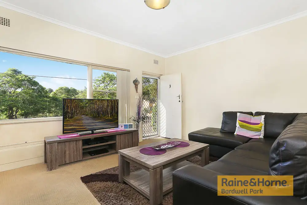 Main view of Homely unit listing, 3/37 Slade Road, Bardwell Park NSW 2207