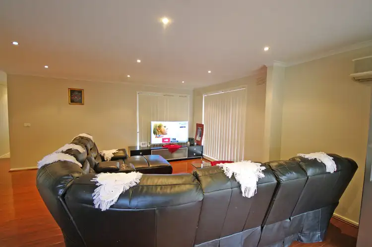 Second view of Homely house listing, 4 Belt Terrace, Endeavour Hills VIC 3802