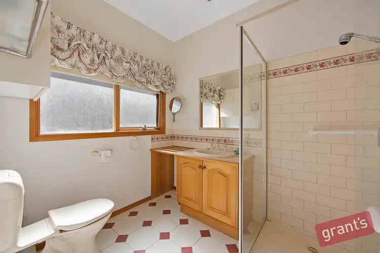 Sixth view of Homely house listing, 27 Hilltop Close, Narre Warren South VIC 3805