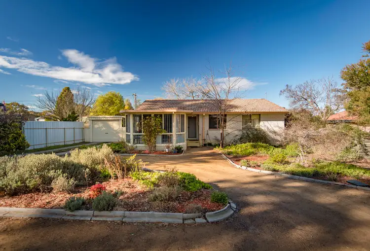 60 Vanzetti Crescent, Kambah ACT 2902