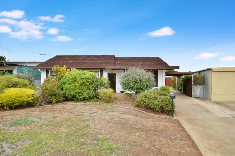 4 Wahratta Avenue, Morphett Vale SA 5162
