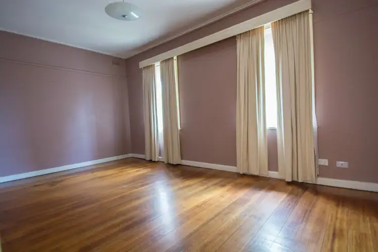 Fourth view of Homely house listing, 10 Kinnaird Street, Jacana VIC 3047