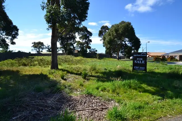 16 Walmac Close, Tooradin VIC 3980