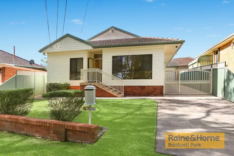 9 Kent Avenue, Roselands NSW 2196