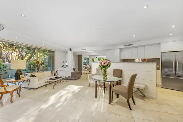2/1 Leura Road, Double Bay NSW 2028