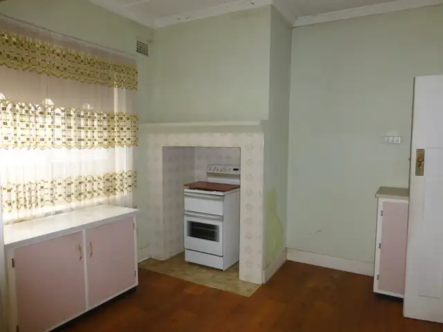 Third view of Homely house listing, 4 Armstrong Street, Parkes NSW 2870