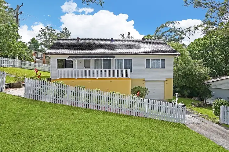 10 Thornley Street, Wyoming NSW 2250