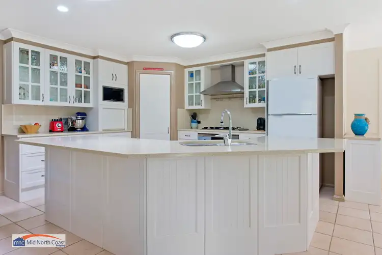 Fourth view of Homely house listing, 34 Springhill Place, Lake Cathie NSW 2445