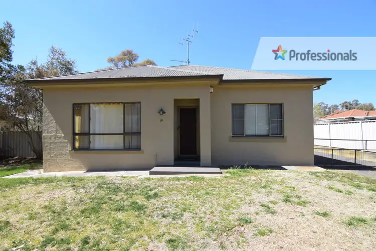 16 Rockley Street, Perthville NSW 2795