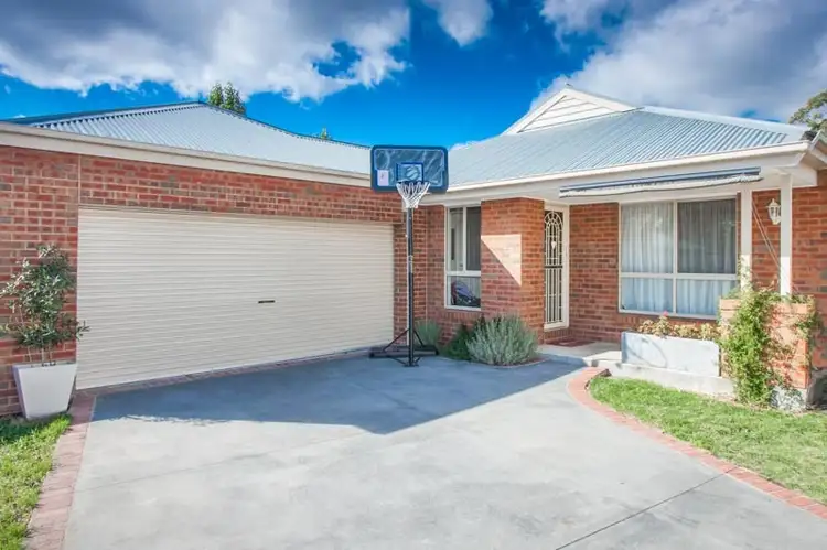 18a Howey Street, Gisborne VIC 3437
