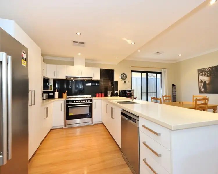 52 Baroness Road, Baldivis WA 6171