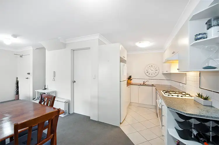 Fourth view of Homely apartment listing, 10/15 Oaks Avenue, Dee Why NSW 2099