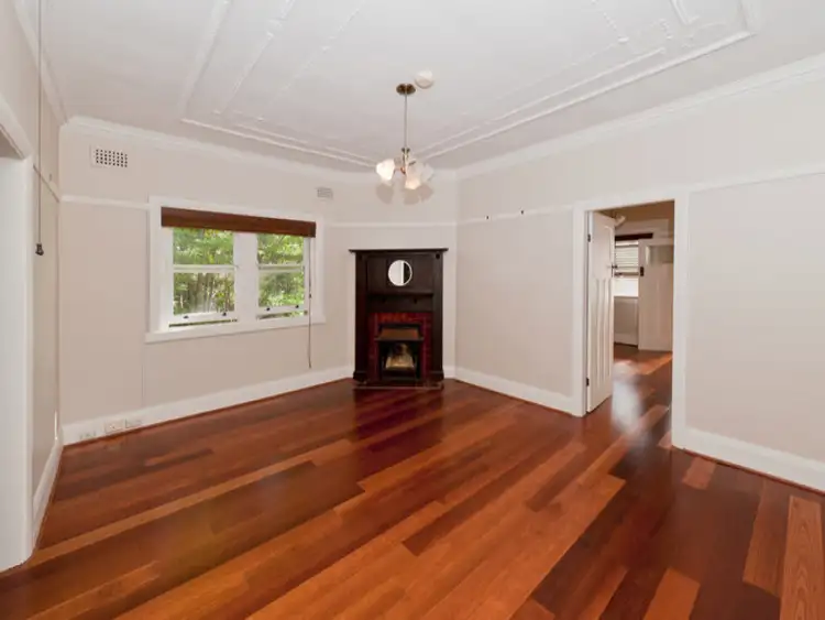 Second view of Homely unit listing, 4/2 Harbourne Road, Kingsford NSW 2032