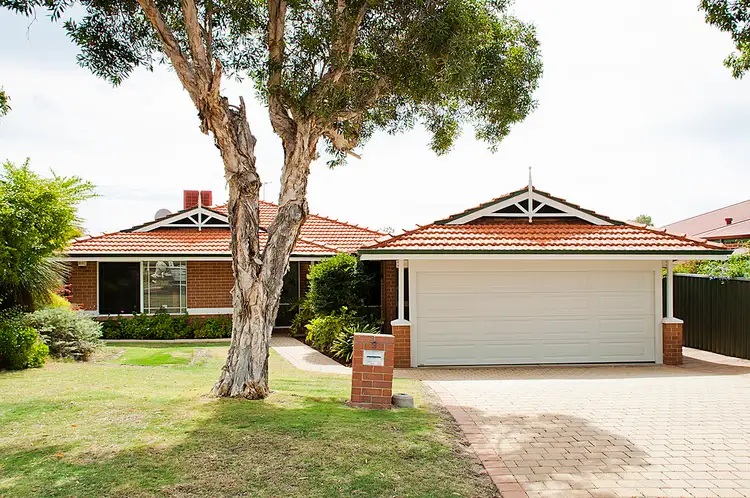 9 Devonian Gardens, Bibra Lake WA 6163