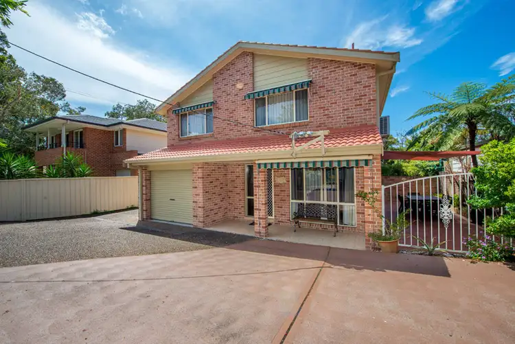 Second view of Homely semi-detached listing, 1/79 Government Road, Shoal Bay NSW 2315