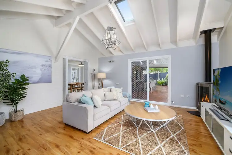 Fifth view of Homely house listing, 8 Verden Close, Green Point NSW 2251