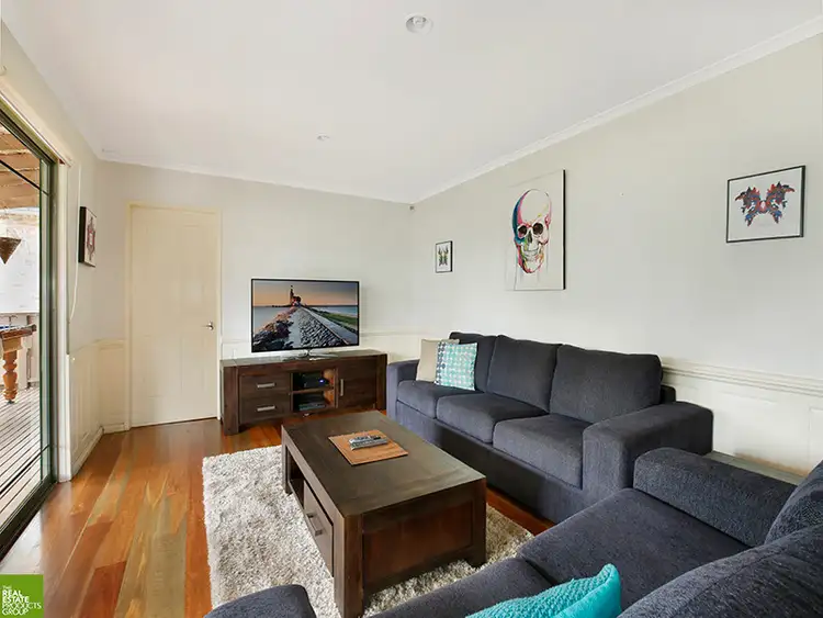 Fourth view of Homely house listing, 2/52 The Avenue, Mount Saint Thomas NSW 2500
